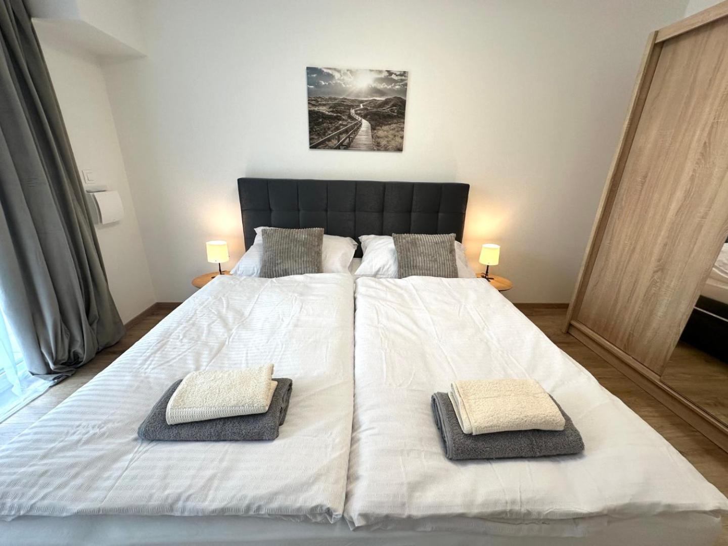2 Room Apartment, New Building, Balcony, 208 Rovinka Exterior foto